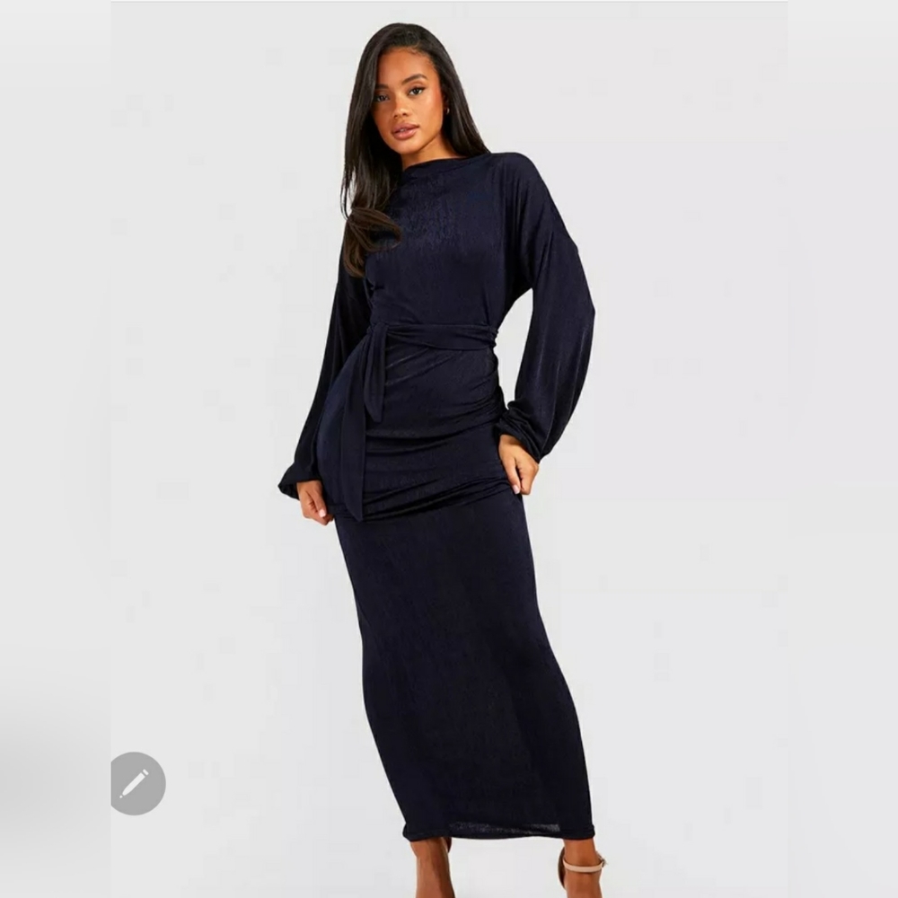 boohoo Textured Belted Maxi Dress Set